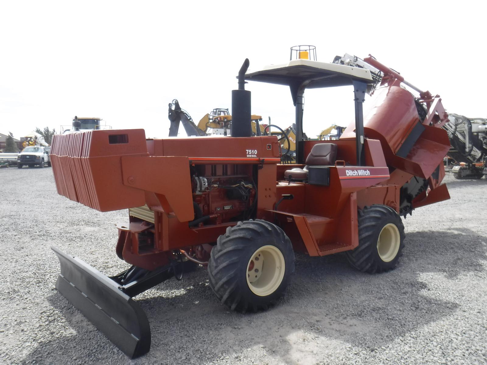 DITCH WITCH 7510DD